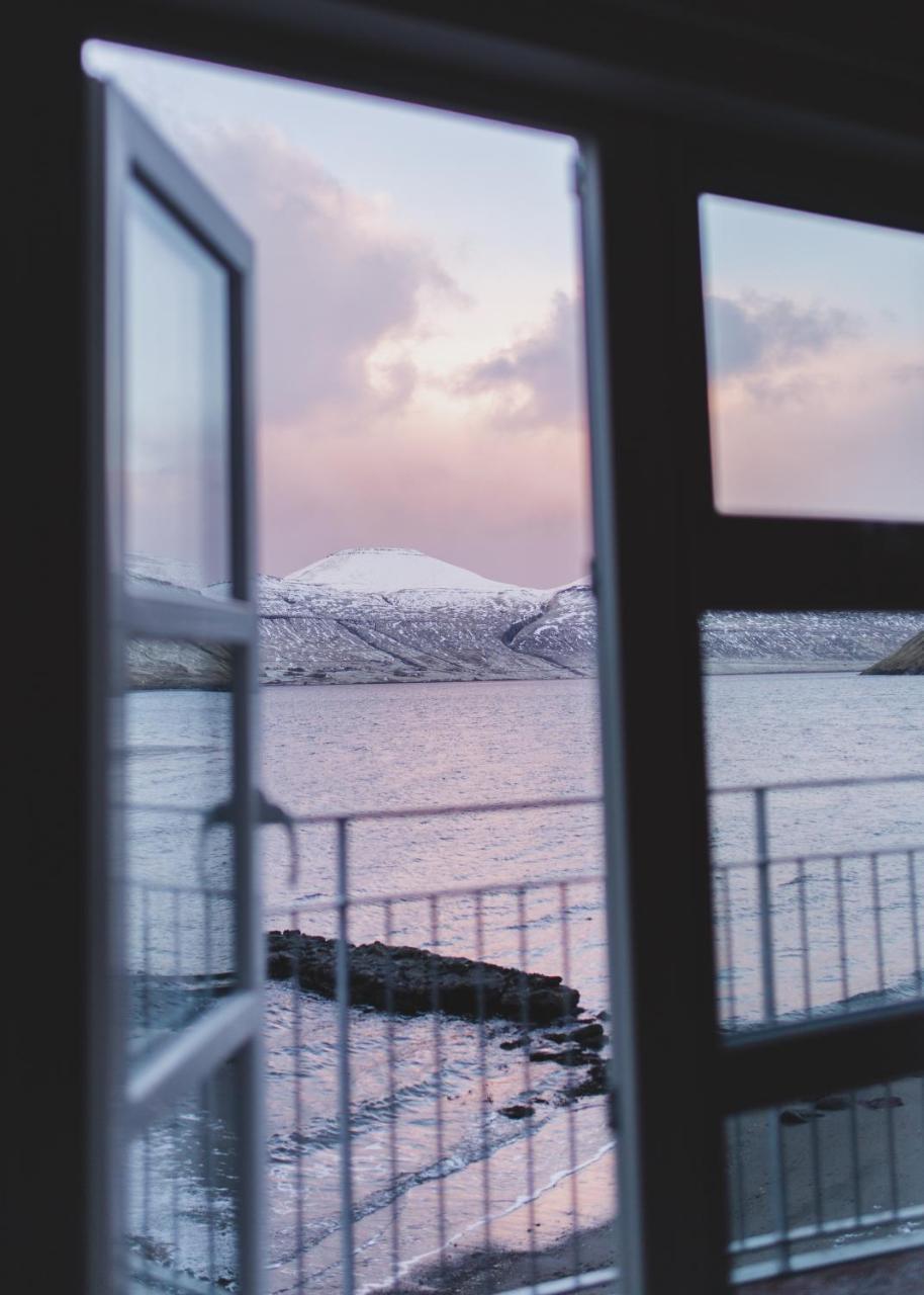 Boat House In Hosvik公寓 外观 照片